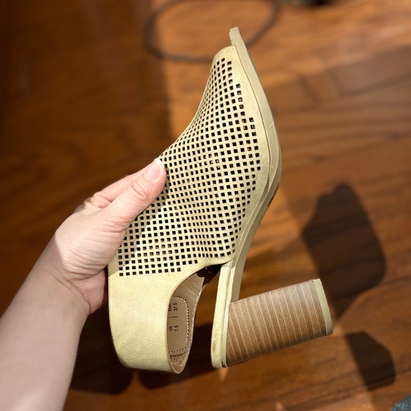 KS2 Heels Perforated Peep Toe Velcro Back Cutout Stacked Heel Bootie - Picture 5 of 6